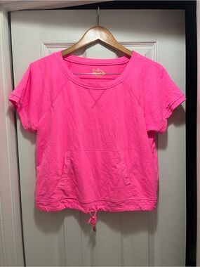 Lilly Pulitzer Luxletic Emmaline Pullover Hot Pink Size M Short Sleeve UPF 50+